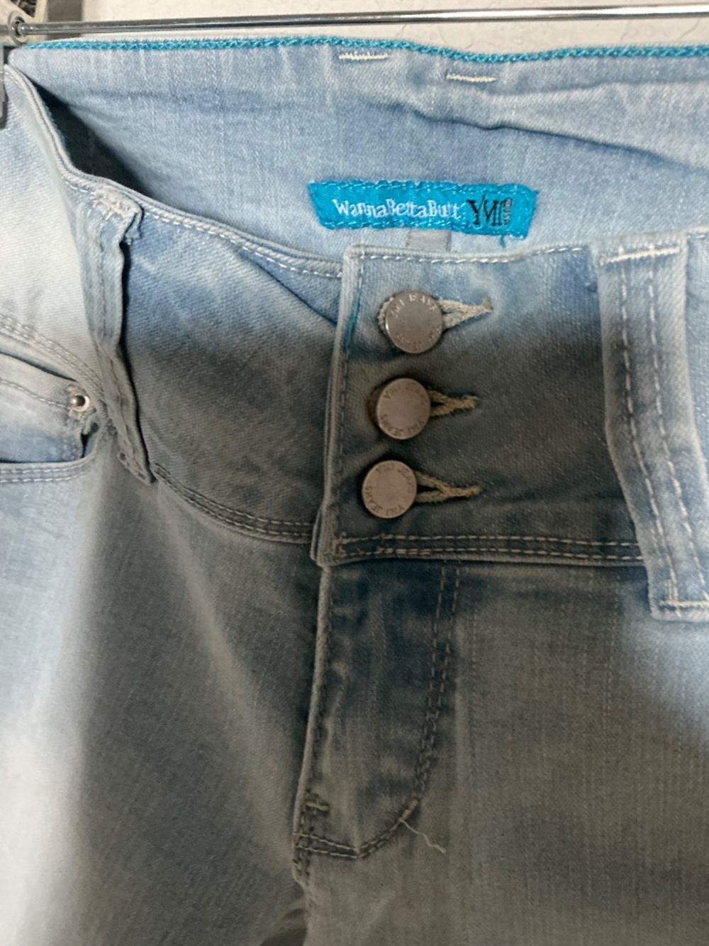 Jeans - Picture 3 of 5